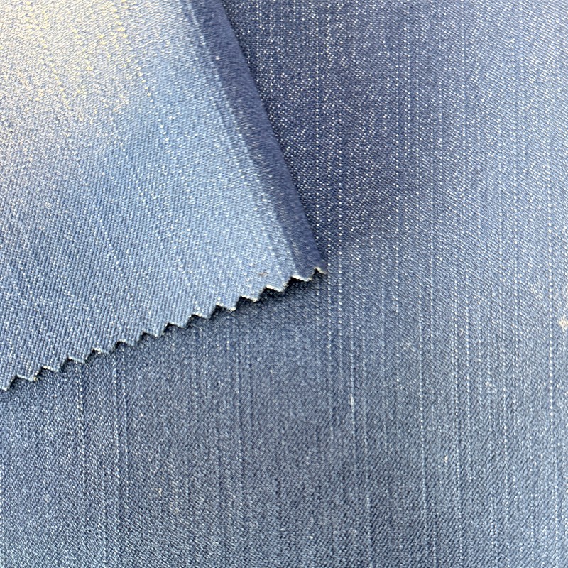 Tissu denim : de quoi est-il fait ? Coton, mélanges, sergé, guide d'achat expliqué